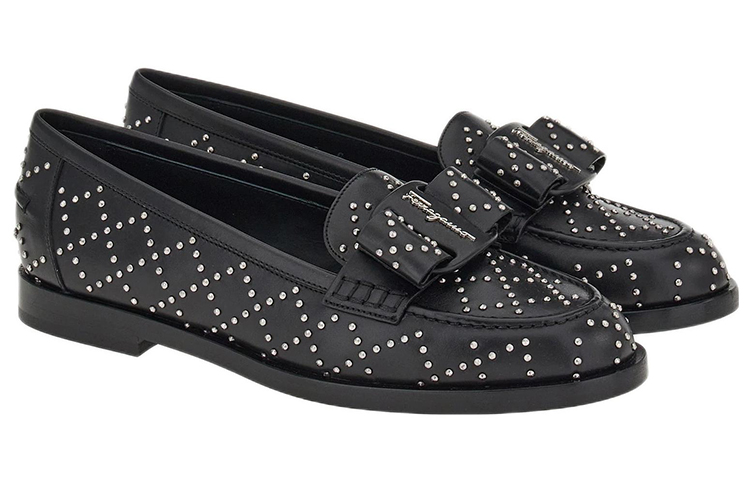 (W) FERRAGAMO Viva Studded Loafers 'Black' 圖 3