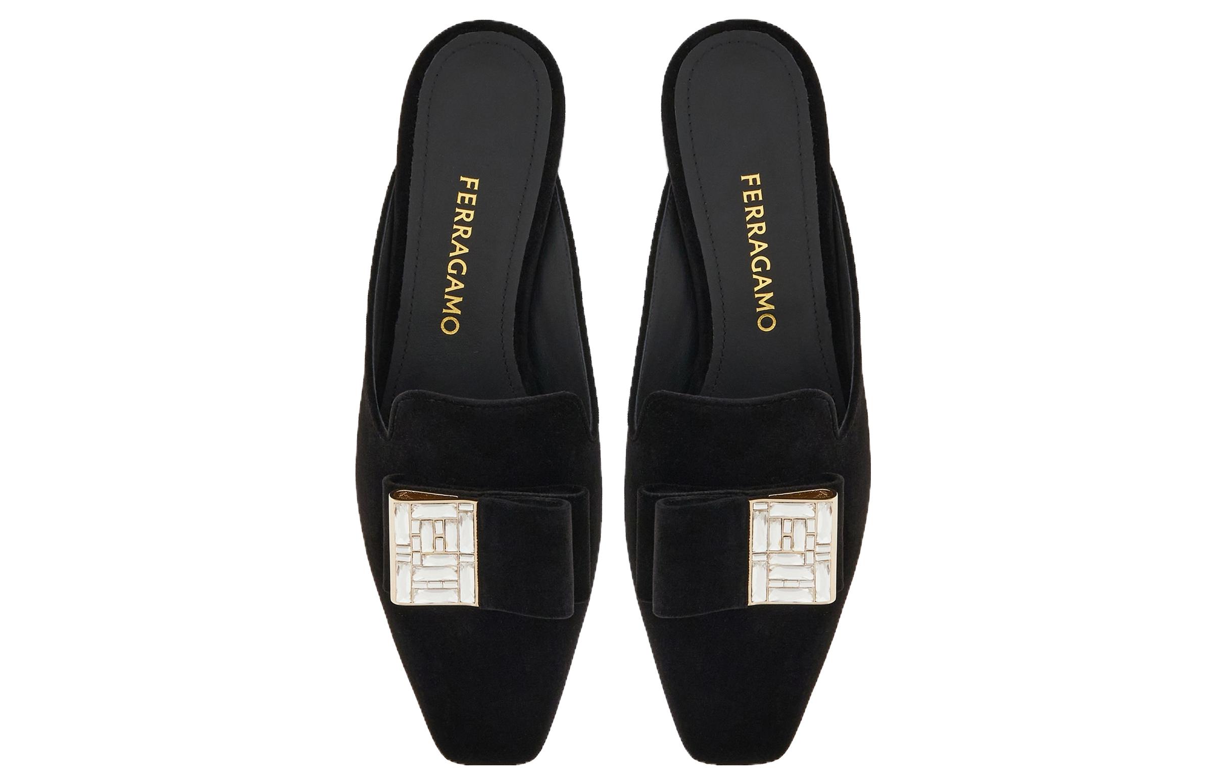 Lookbook (W) FERRAGAMO Sandal Mule Ujung Kotak 'Hitam' 01G007-763892