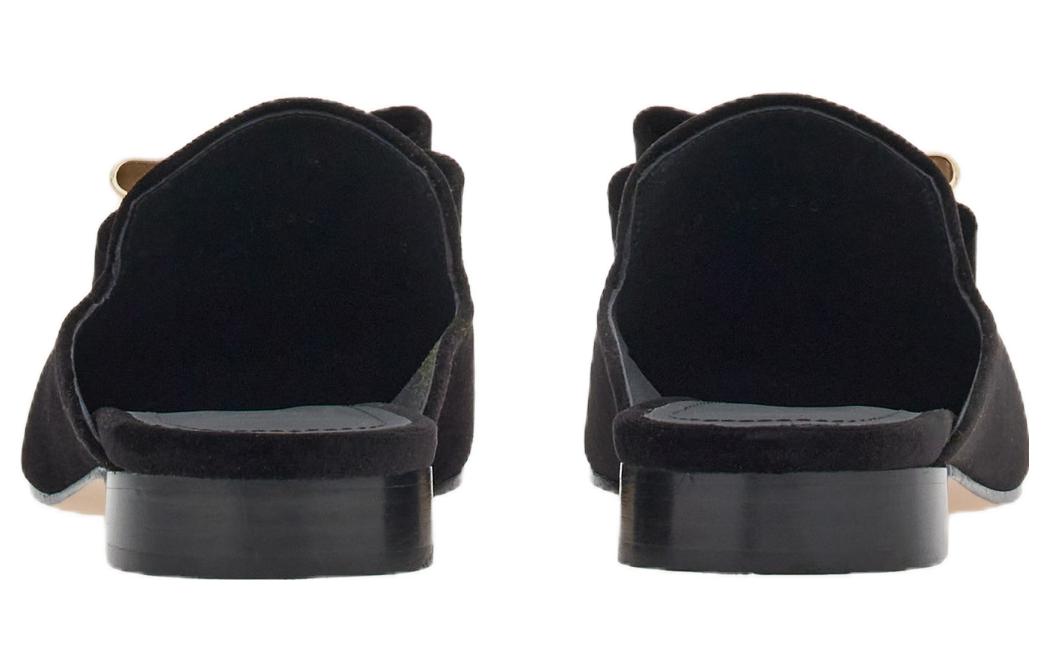 Shop (W) FERRAGAMO Sandal Mule Ujung Kotak 'Hitam' 01G007-763892