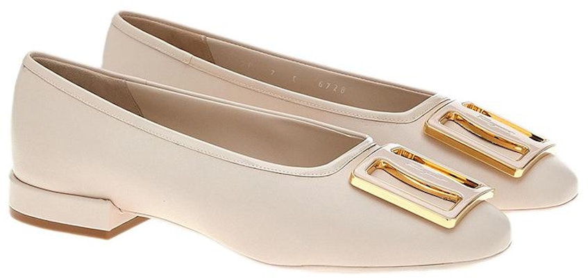 (W) FERRAGAMO 方头平底鞋 "白扣" 01C725-748713 Lookbook (W) FERRAGAMO 方头平底鞋 "白扣" 01C725-748713