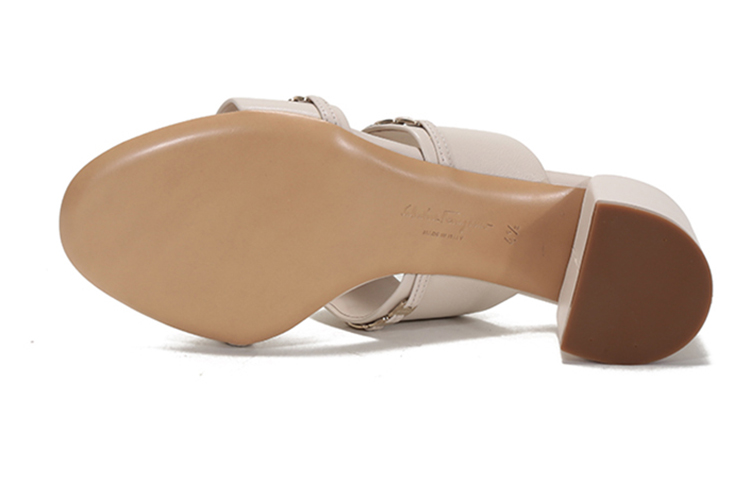 (W) FERRAGAMO Trabia Chunky Heel Sandals 'Bone Beige' 圖 6