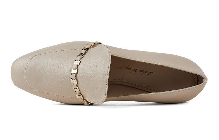 Lookbook (Women) FERRAGAMO Vara 'Beige' 01R049-730029