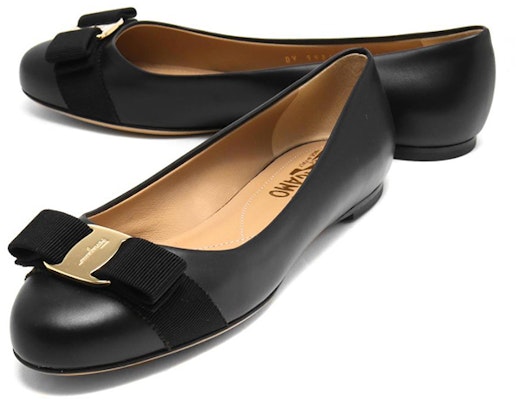 (Women) FERRAGAMO Vara 'Black' 01A181-576597 Order (Women) FERRAGAMO Vara 'Black' 01A181-576597