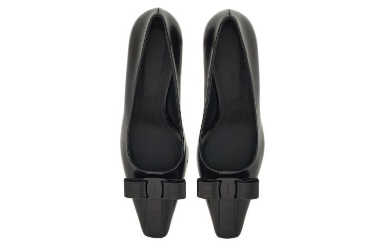 Shop (W) FERRAGAMO Vara ''Zwarte Strik Kitten Hakjes'' 01G509-766401