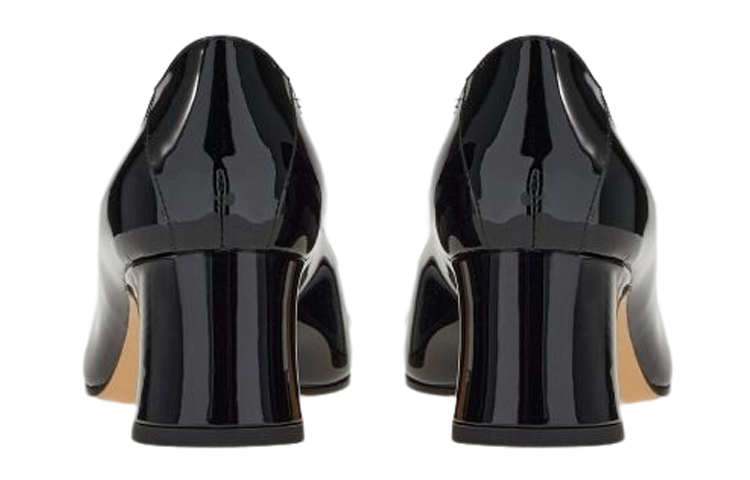 Shop Ferragamo菲拉格姆 Vara 皮革 鍊飾圓頭 粗跟 高筒女鞋 黑色