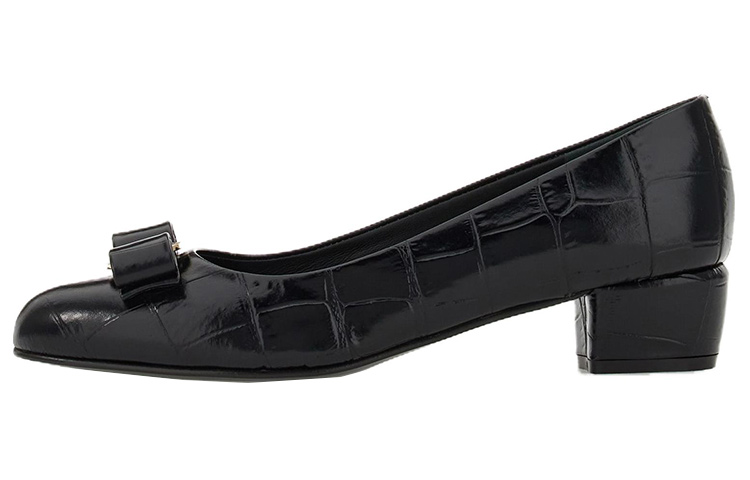 (Women) FERRAGAMO Vara 'Black Leather Kitten Heels' 01G190-763667