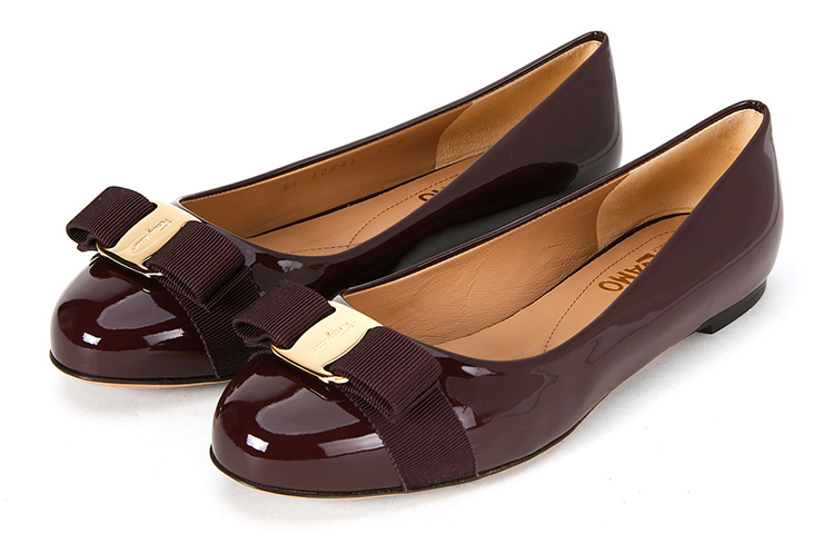 Order (W) フェラガモ Vara バーガンディボウ 01A181-698406