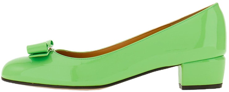 FERRAGAMO菲拉格慕 Vara 皮革 圓頭套穿 粗跟 高跟鞋 3cm 女款 綠色 Buy FERRAGAMO菲拉格慕 Vara 皮革 圓頭套穿 粗跟 高跟鞋 3cm 女款 綠色