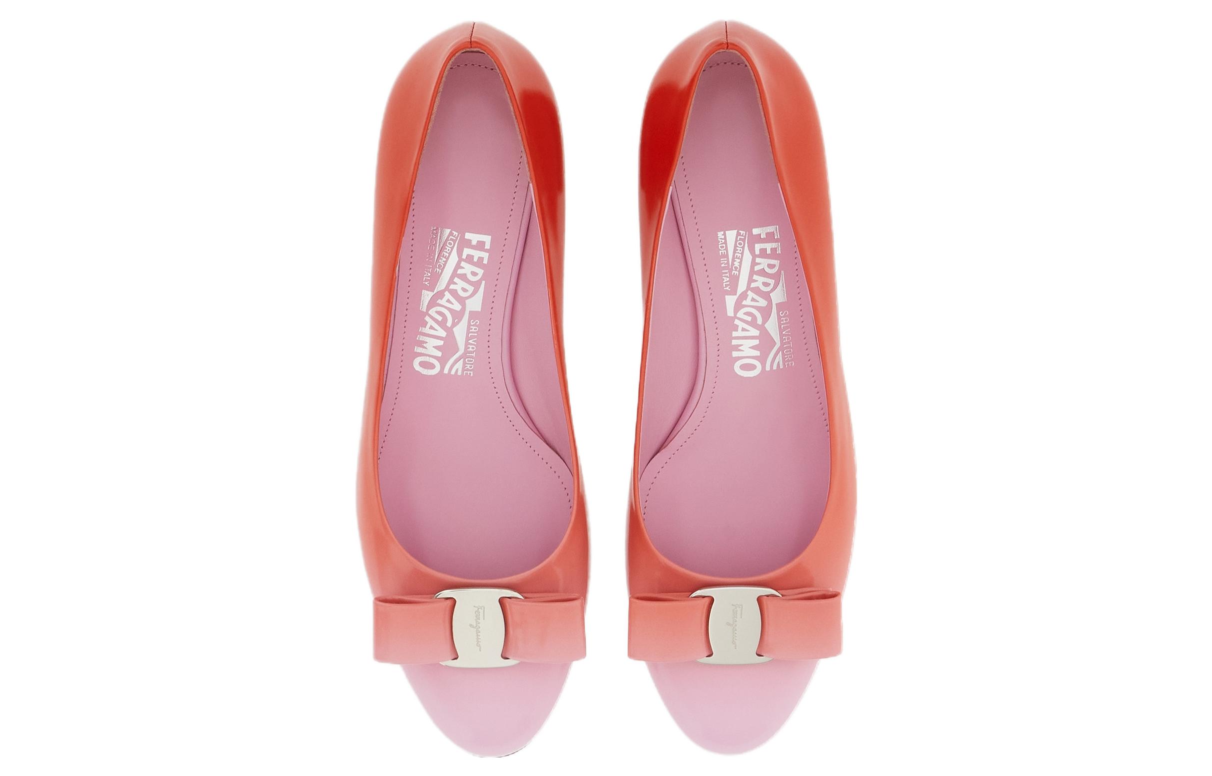 Lookbook (W) 페라가모 바라 레드-퍼플 (Ferragamo Vara Red-Purple) 01G147-763712