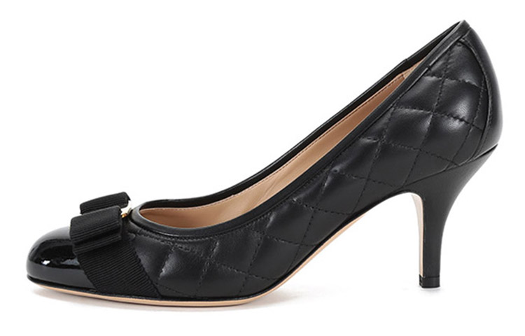 (Women) FERRAGAMO Vara Bow High Heel 'Black' 01N674-692392