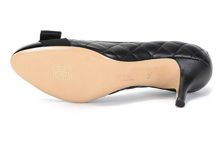 (W) FERRAGAMO Vara Bow High Heel 'Black' 圖 6