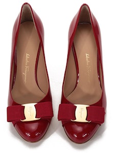 Ferragamo 菲拉格姆 牛漆皮VARA 蝴蝶結圓頭高筒鞋 女款 紅色 Details for Ferragamo 菲拉格姆 牛漆皮VARA 蝴蝶結圓頭高筒鞋 女款 紅色