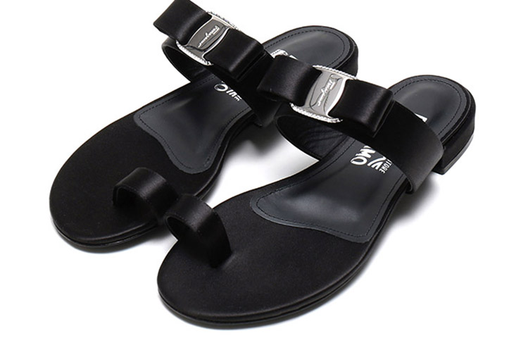 Lookbook Ferragamo 菲拉格慕 VARA系列 蝴蝶結平底涼鞋拖鞋 女款 黑色