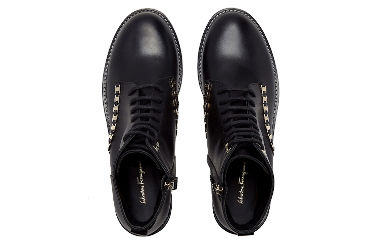 Lookbook (W) FERRAGAMO Vara Chain Martin Laars ''Zwart'' 01A557-740969