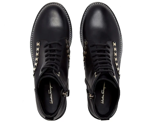 (W) FERRAGAMO Vara Chain Martin Laars ''Zwart'' 01A557-740969 Lookbook (W) FERRAGAMO Vara Chain Martin Laars ''Zwart'' 01A557-740969