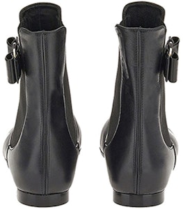 (W) FERRAGAMO Sepatu Boot Chelsea Vara 'Black Bow' Hitam 01B903-744825 Shop (W) FERRAGAMO Sepatu Boot Chelsea Vara 'Black Bow' Hitam 01B903-744825