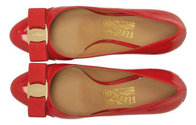 (W) FERRAGAMO Vara High Heel 'Red Bow' 圖 4