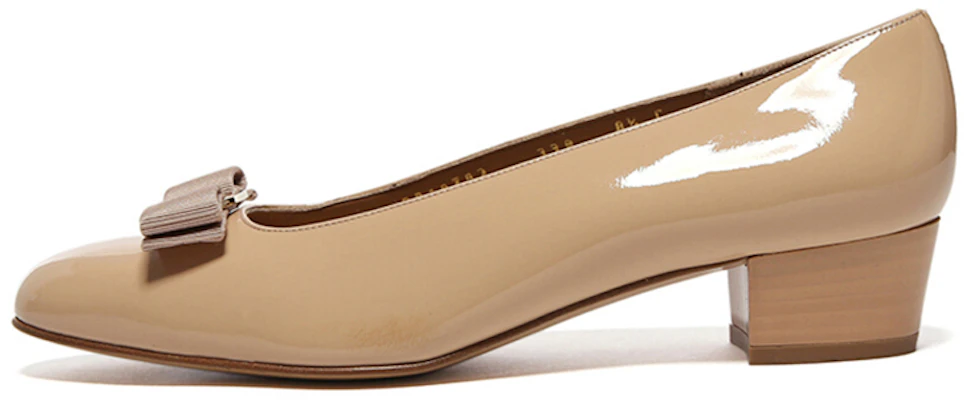 (W) FERRAGAMO Escarpins Vara Talons Hauts ''Nude Bow'' 01B221-530039 Buy (W) FERRAGAMO Escarpins Vara Talons Hauts ''Nude Bow'' 01B221-530039