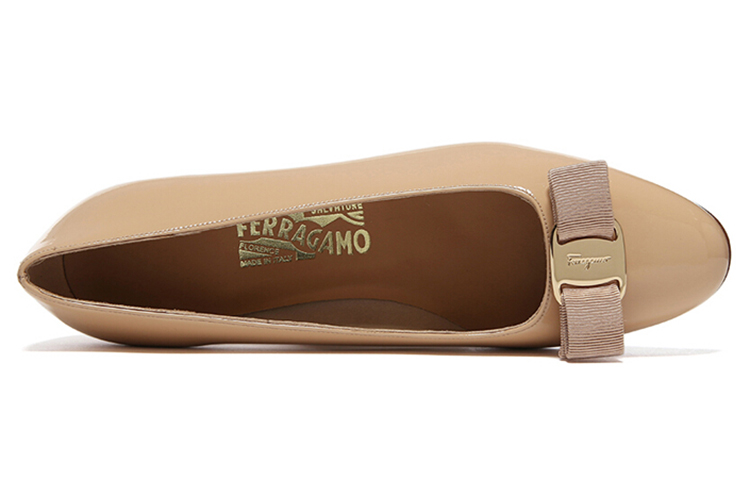 Shop (W) FERRAGAMO Escarpins Vara Talons Hauts ''Nude Bow'' 01B221-530039