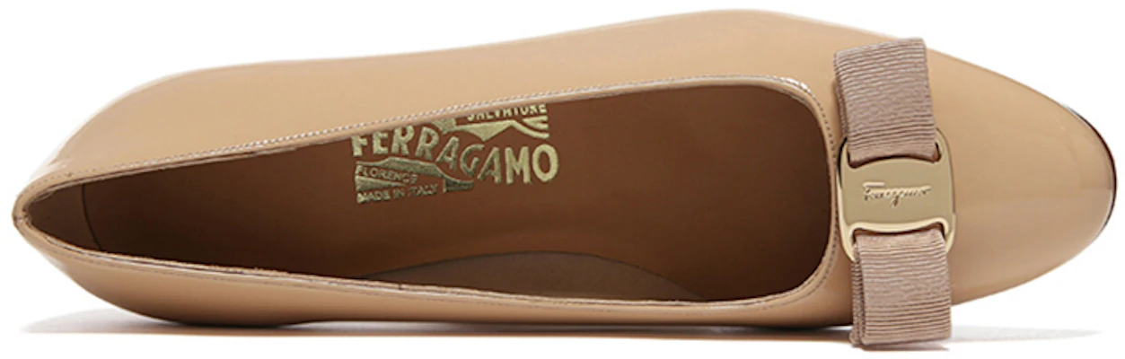 (W) FERRAGAMO Escarpins Vara Talons Hauts ''Nude Bow'' 01B221-530039 Shop (W) FERRAGAMO Escarpins Vara Talons Hauts ''Nude Bow'' 01B221-530039