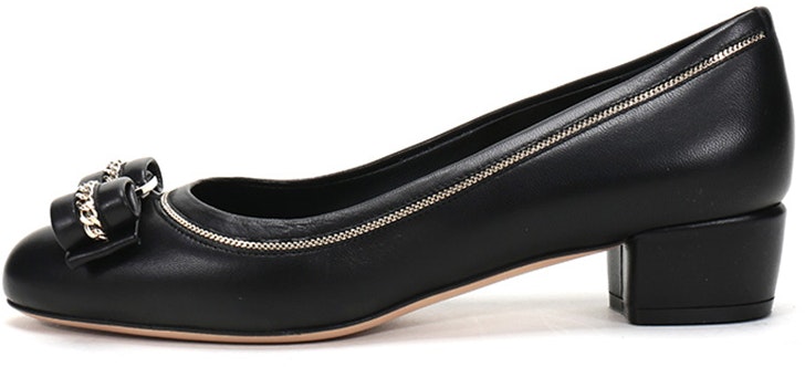 women-ferragamo-vara-high-heels-black-bow-01-p980-715321
