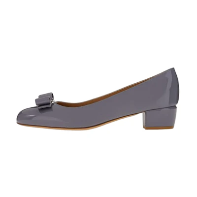(W) FERRAGAMO Vara High Heels 'Dark Grey Bow'