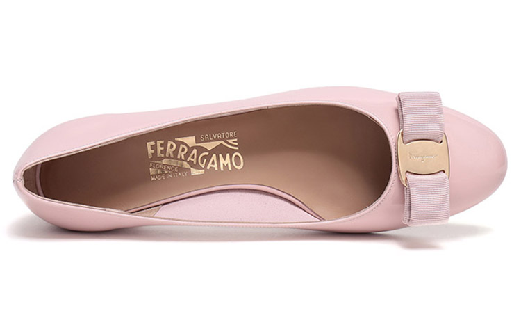 Purchase (W) FERRAGAMO Vara Hoge Hak ''Lichtroze Lakstrik'' 01B221-643071