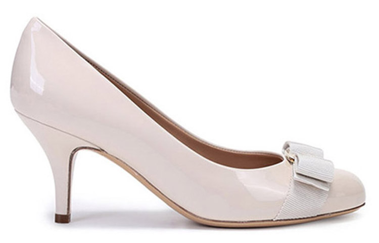 Order (W) FERRAGAMO Vara Lakleer ''Bone White'' 01B788-723363