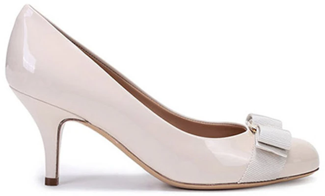 (W) FERRAGAMO Vara Lakleer ''Bone White'' 01B788-723363 Order (W) FERRAGAMO Vara Lakleer ''Bone White'' 01B788-723363