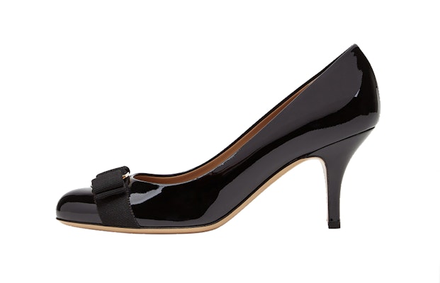 (Women) FERRAGAMO Vara Patent Leather High Heels 'Black Bow' 01B788-574563 Buy (Women) FERRAGAMO Vara Patent Leather High Heels 'Black Bow' 01B788-574563