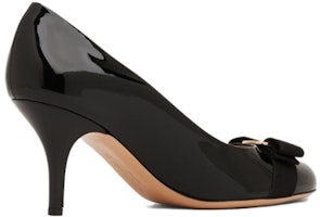 (W) FERRAGAMO Sepatu Hak Tinggi Kulit Paten 'Black Bow' 01B788-574563 Order (W) FERRAGAMO Sepatu Hak Tinggi Kulit Paten 'Black Bow' 01B788-574563