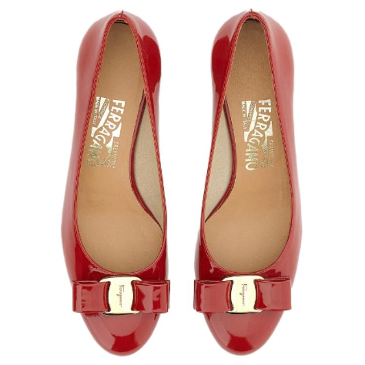 Shop (W) FERRAGAMO Vara Pump 'Lazo Rojo' 01B221-591964