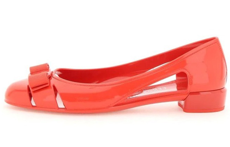 (W) FERRAGAMO Vara PVC 'Red Jelly Bow'