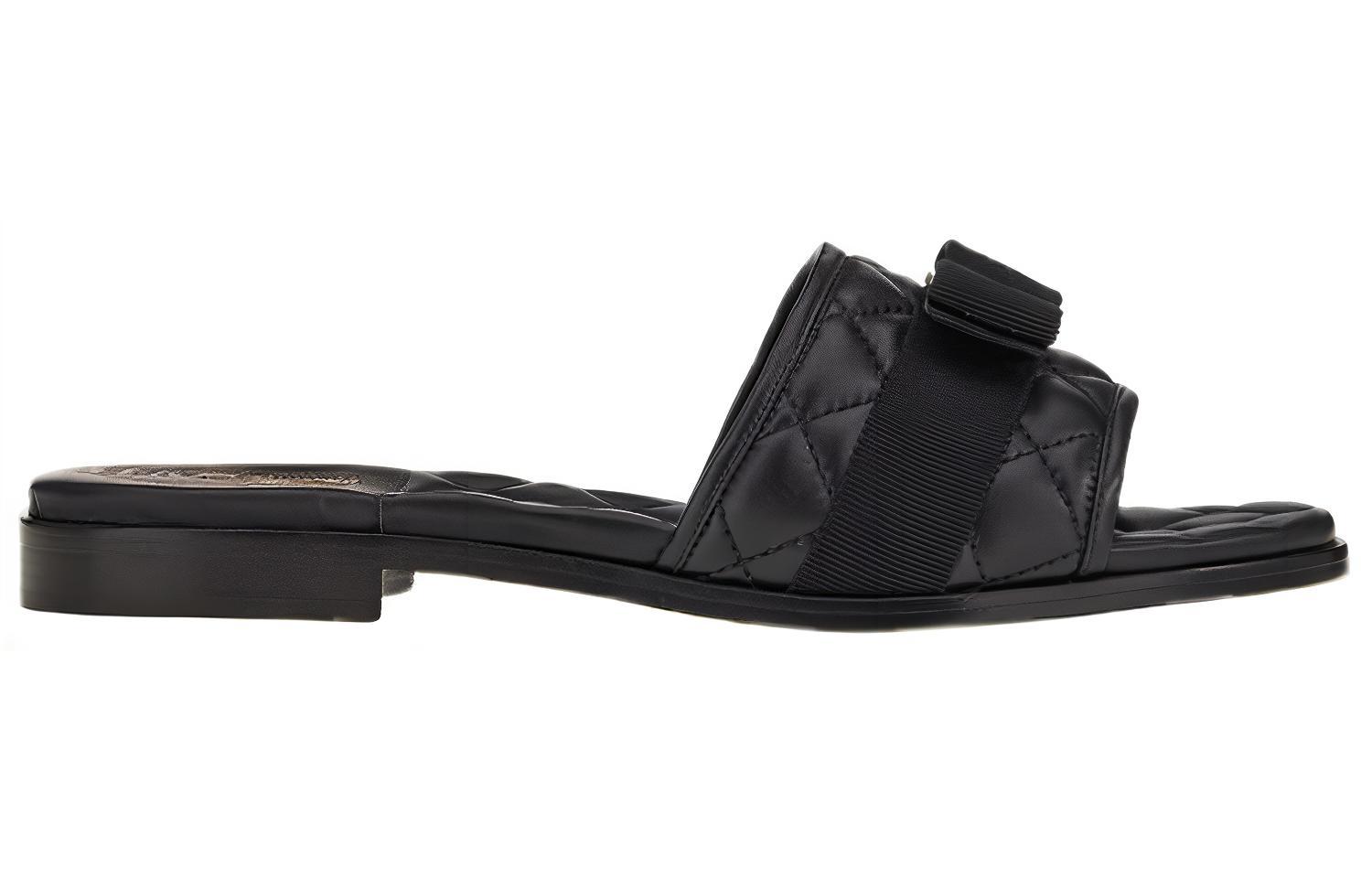 Order (W) 페라가모 바라 슬라이드 '블랙 보우' 01D474-753739