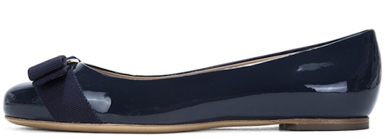(Women) FERRAGAMO Varina 'Dark Blue Bow' 01A181-531538 (Women) FERRAGAMO Varina 'Dark Blue Bow' 01A181-531538