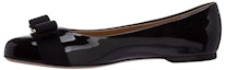 Buy (W) FERRAGAMO Varina 'Kasut Flat Kulit Hitam Berkilat' 01A181-574556