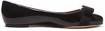Lookbook (W) FERRAGAMO Varina 'Kasut Flat Kulit Hitam Berkilat' 01A181-574556