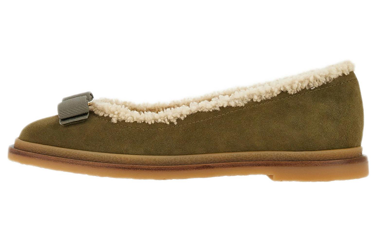 (W) FERRAGAMO Varina 'Green Ballet Flats'