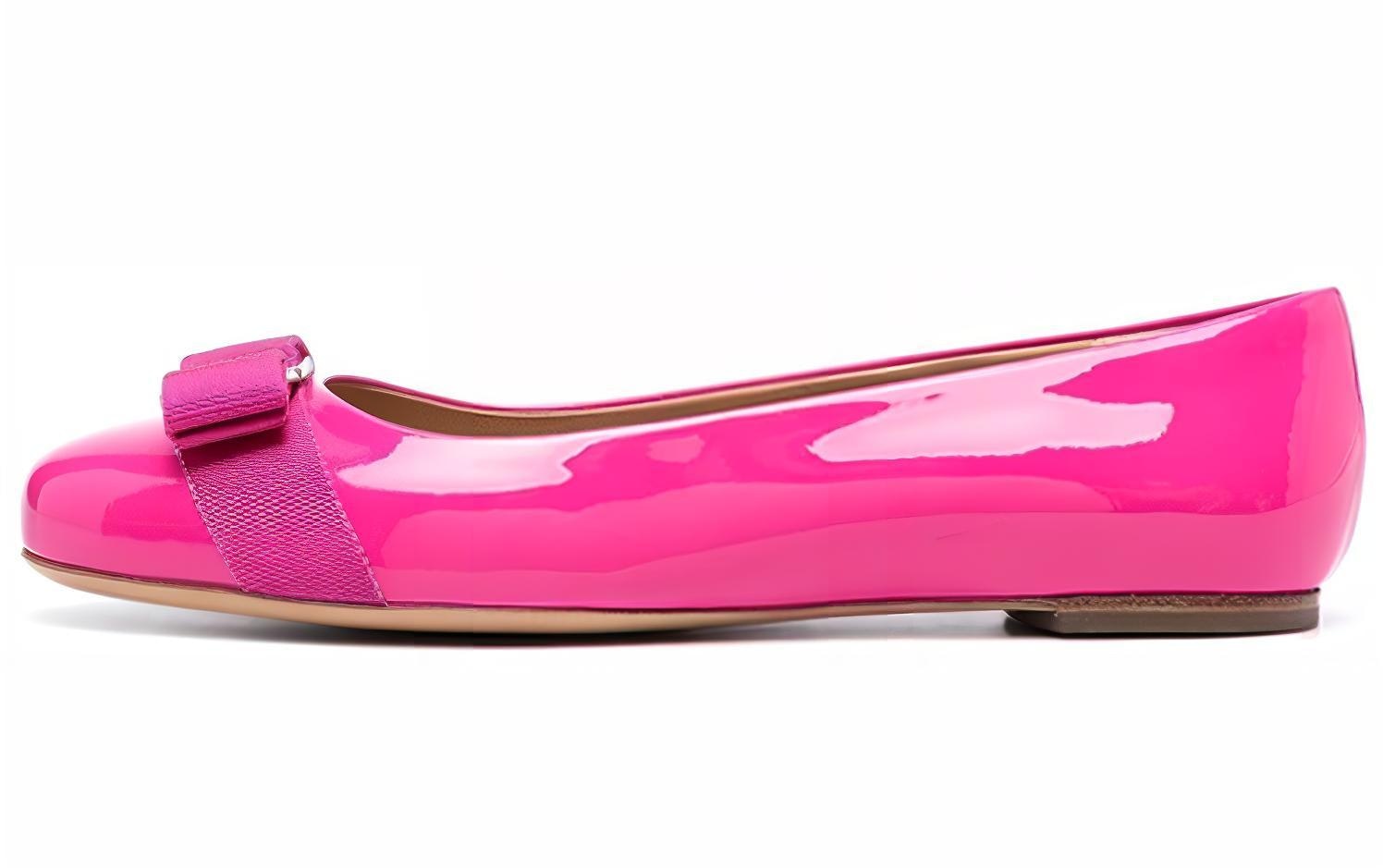 women-ferragamo-varina-light-pink-patent-leather-01-a181-749516
