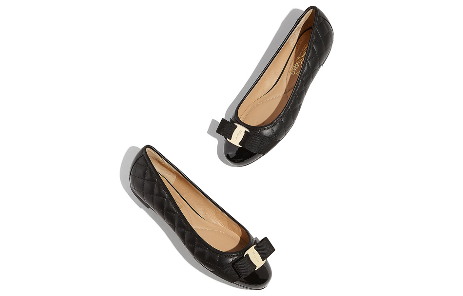 Details for (W) FERRAGAMO Varina 'Flat Ballet Hitam' 01M831-672100