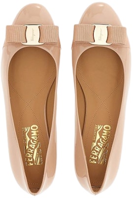 (W) FERRAGAMO Varina Kasut Balerina 'Aprikot' 01A181-753657 Lookbook (W) FERRAGAMO Varina Kasut Balerina 'Aprikot' 01A181-753657