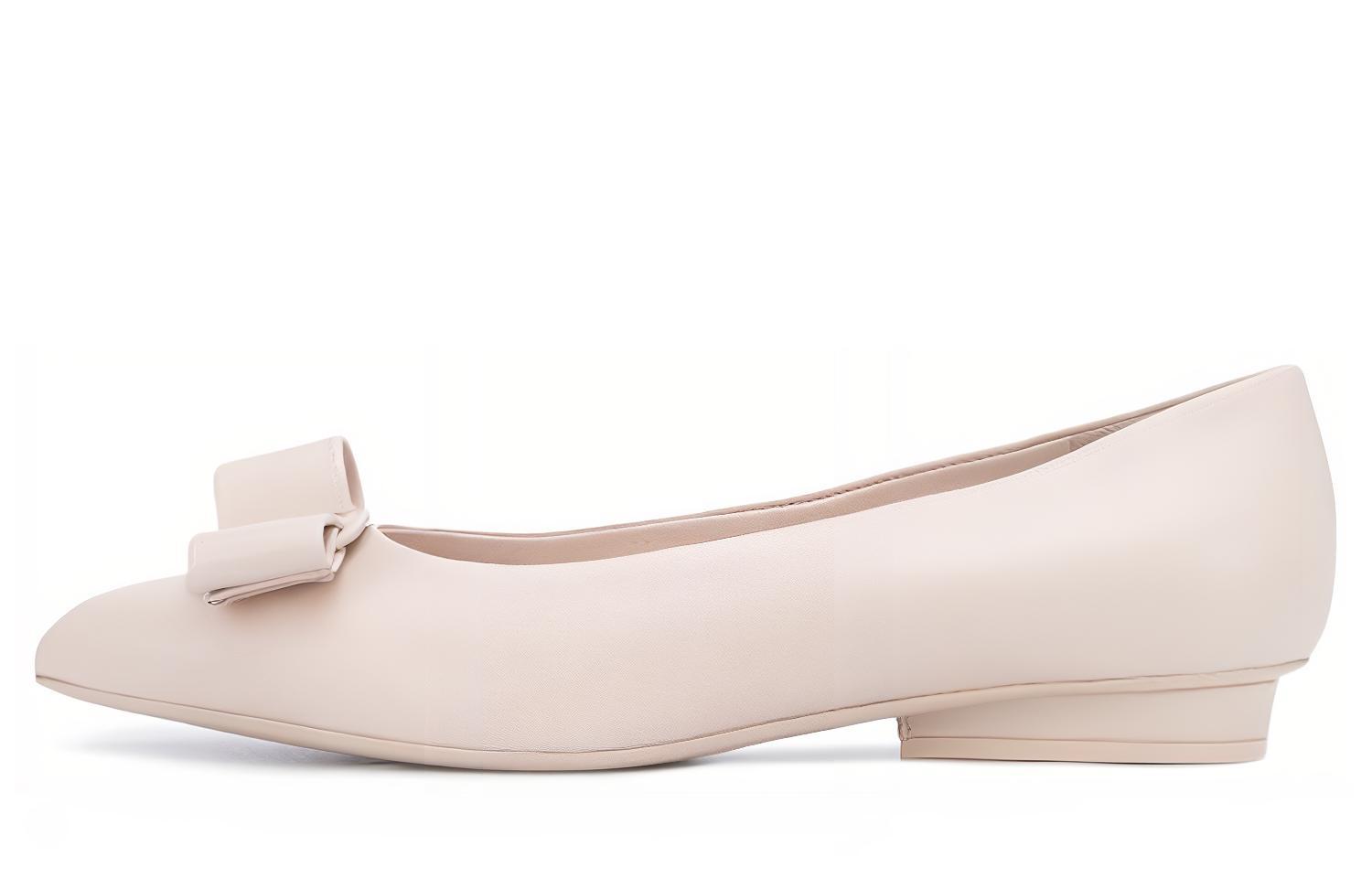 Buy (W) フェラガモ Viva バレエ (ホワイトレザー) 01R252-733162