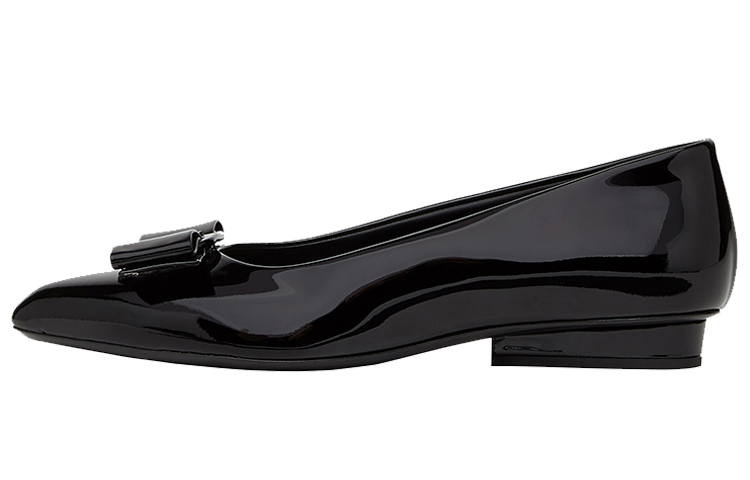 (W) FERRAGAMO Viva Ballet Flats 'Patent Black'