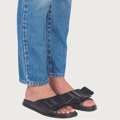 Ferragamo 菲拉格慕 Viva 涼鞋 女款 黑色 Purchase Ferragamo 菲拉格慕 Viva 涼鞋 女款 黑色