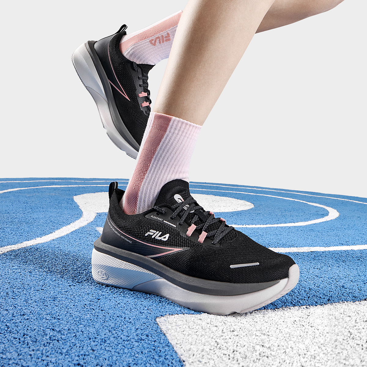 Details for (W) Zapatillas FILA 3A Panther Athletics 'Negro Rosa' A12W331104FBM