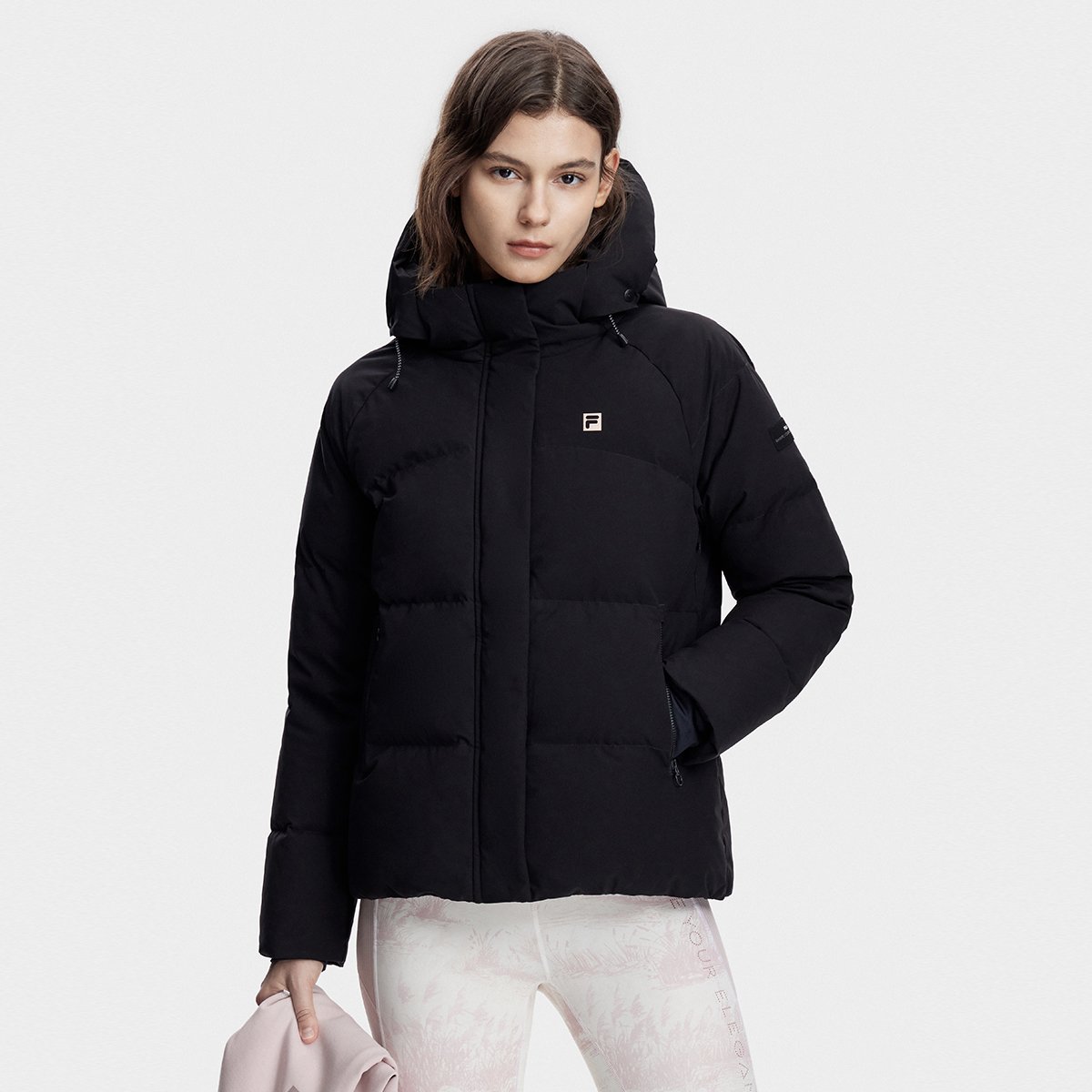 (Women) FILA  Black Hooded Winter Down Jacket Warm Fitness Coat A11W341907FBK 圖 5