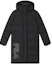 Order (W) FILA Chaqueta Negra Acolchada con Capucha y Logo Impreso de Largo Medio F11W347901F-BK