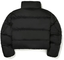 Lookbook (Women) FILA Black Short Zipper Puffer Jacket with Logo 22FW. FS2DJE4153F-BLK