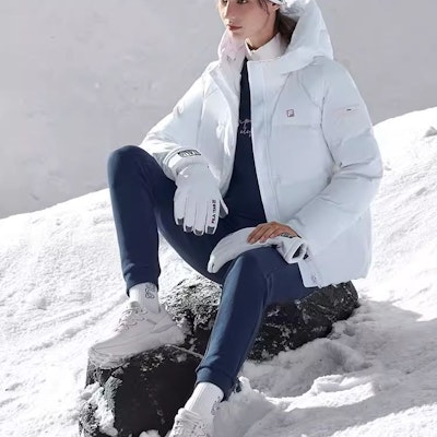 (Women) FILA Fitness Warm Puffer Down Jacket with Hood - Jade White A11W341907F-WT Sizing (Women) FILA Fitness Warm Puffer Down Jacket with Hood - Jade White A11W341907F-WT