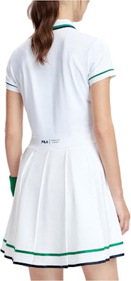 (W) FILA ロゴプリント テニスポロドレス - ルーズフィット ジェイドホワイト. A11W333305F-WT Lookbook (W) FILA ロゴプリント テニスポロドレス - ルーズフィット ジェイドホワイト. A11W333305F-WT